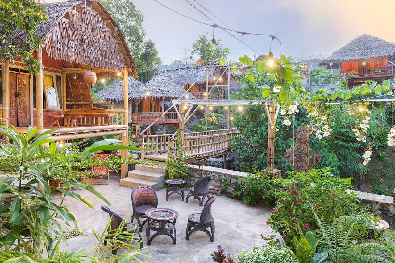 Onong'S Homestay & Cafe Tomohon Eksteriør billede