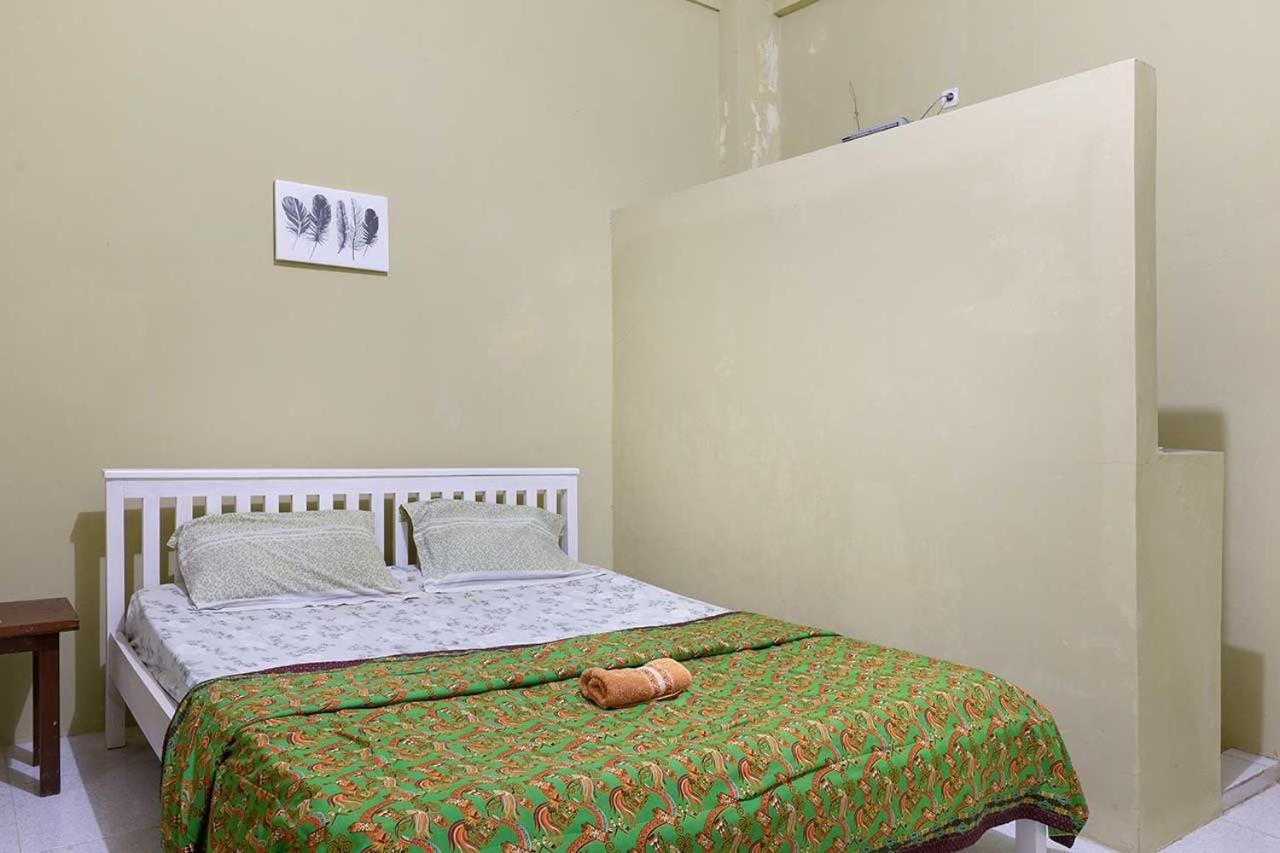 Onong'S Homestay & Cafe Tomohon Eksteriør billede